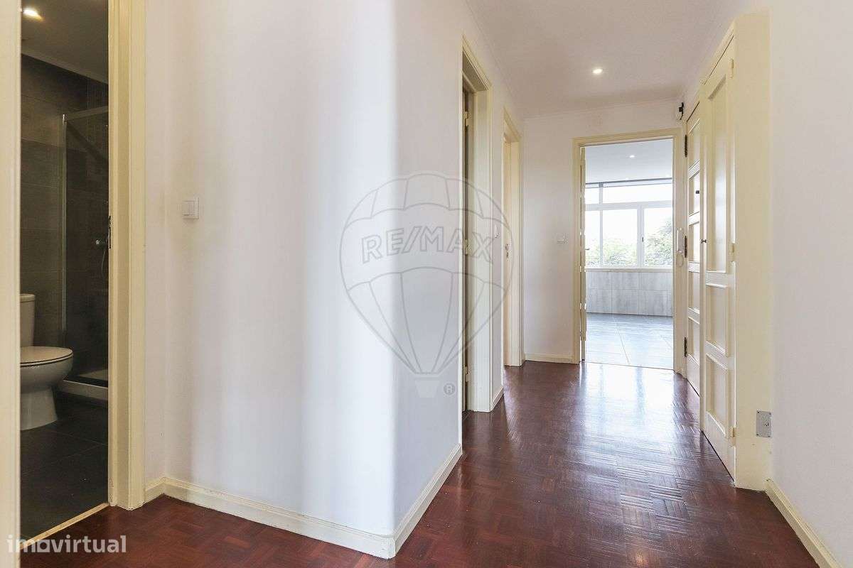 Apartamento T2 para arrendamento - Grande imagem: 4/11