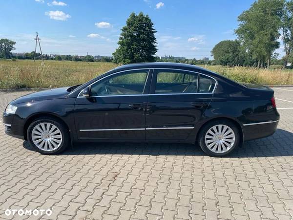 Volkswagen Passat 1.8 TSI Highline - 3