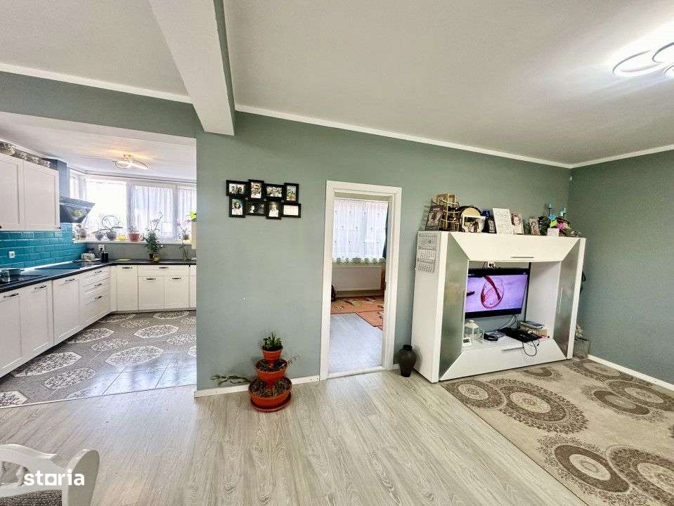 Casa tip duplex, 136 mp, teren 343mp, zona Tineretului - Imagine principală: 4/12