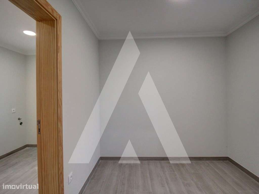 Moradia T2 na Amoreira do Repolão-15