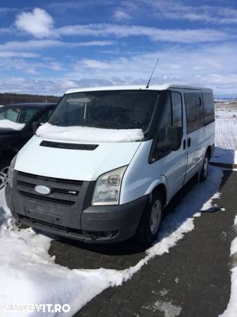 Dezmembram Ford Transit 2.2d an fabricație 2008 euro 4 - 1