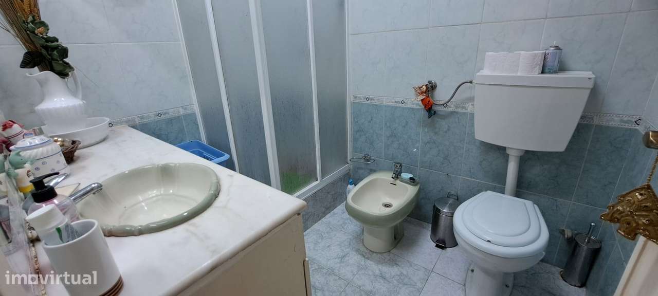 T3+1 | 110m2 | Av. 25 de Abril, Cacilhas | Com vista de Rio-27