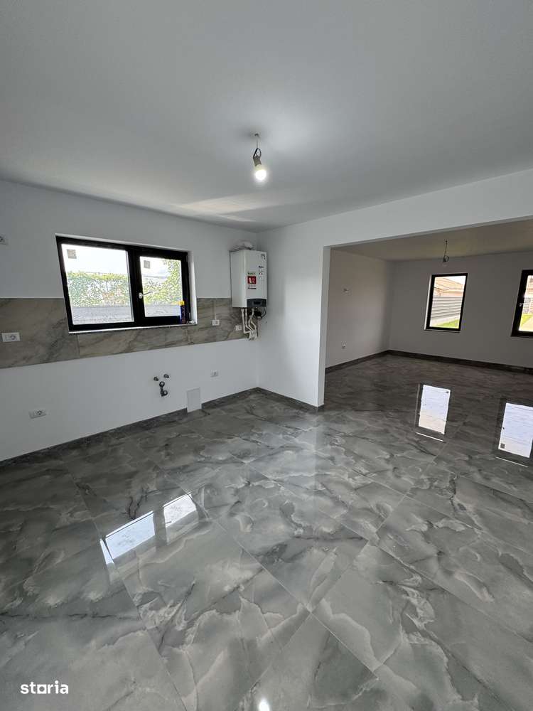 Vand Casa noua in Cordun-5