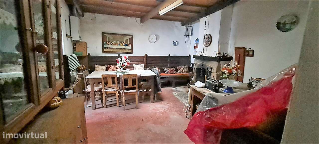 Moradia isolada T6 em Genísio, Miranda do Douro-18