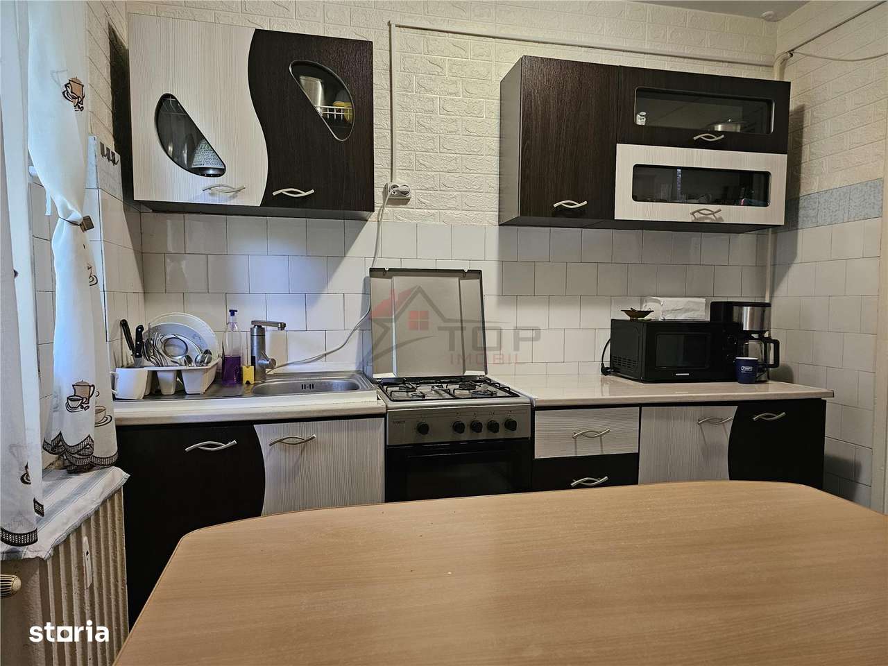 Apartament 3 camere semidecomandat, Podu Ros - Cantemir