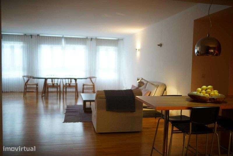 Apart T1 de 80m2 com garagem frente à gulbenkian, avenidas novas - Grande imagem: 5/8