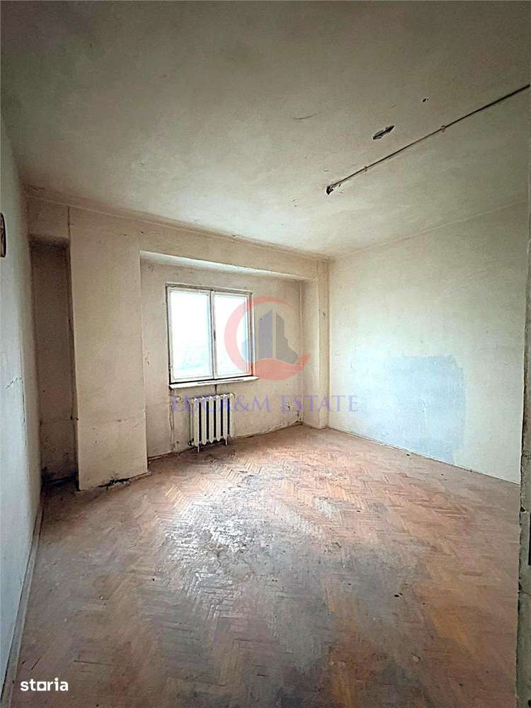 Decomandat, 2 camere, sa il renovezi cum vrei-2