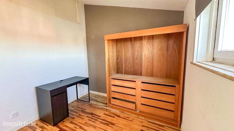 Arrenda-se fantástico T2 na Parede – vista infinita para o mar - Grande imagem: 3/12