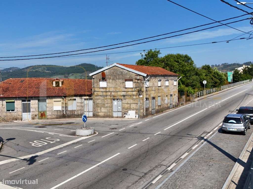 Prédio com Projeto Aprovado - Grande imagem: 2/7