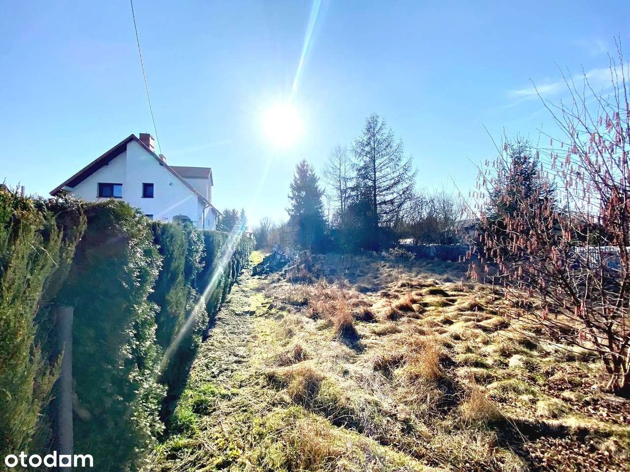 Działka 1594 m² w spokojnej okolicy z mediami