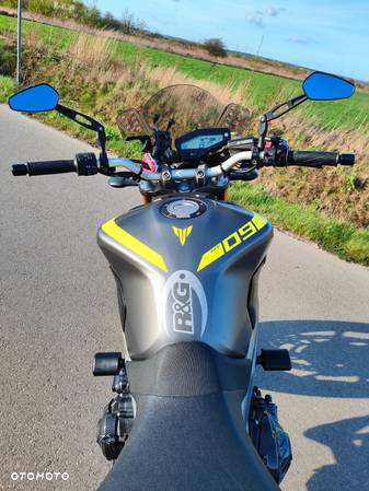 Yamaha MT - 16