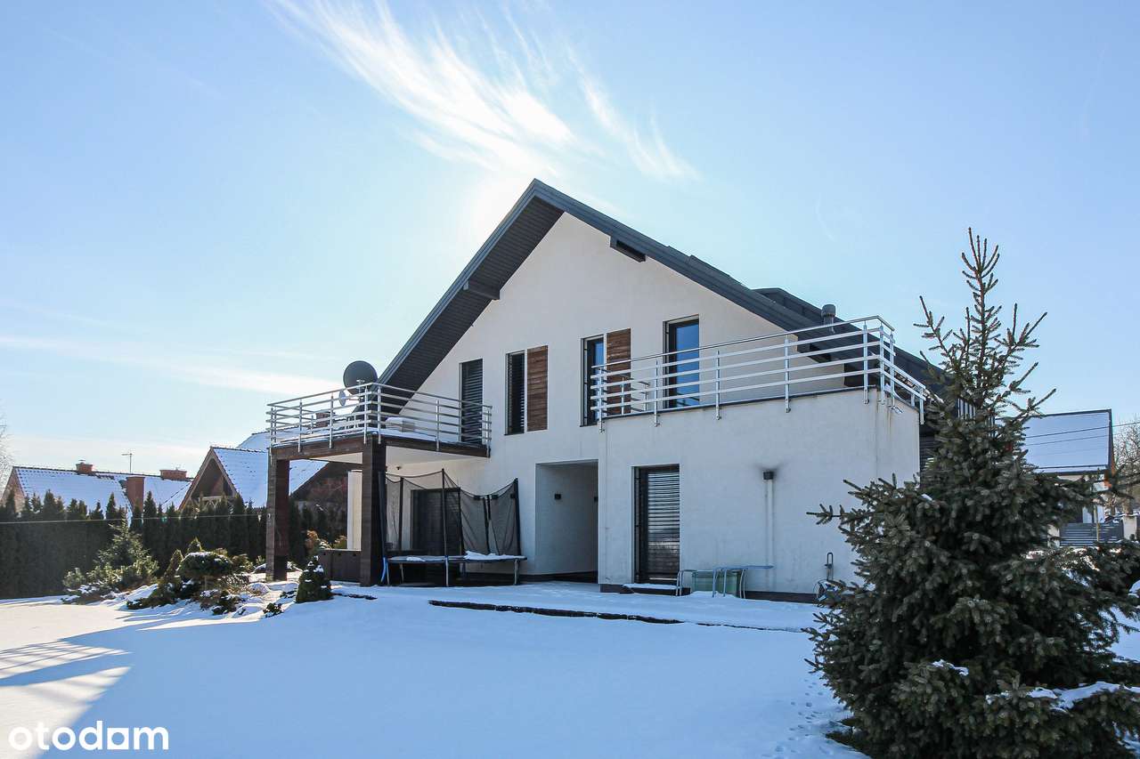 Piękny dom na dużej działce - Pełny obrazek: 4/5