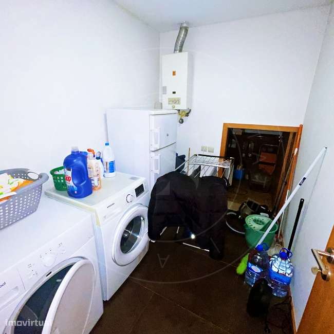 Moradia | Moreira de Cónegos, Guimarães - Grande imagem: 2/60