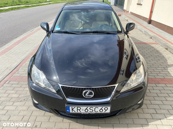 Lexus IS 250 Sport - 10