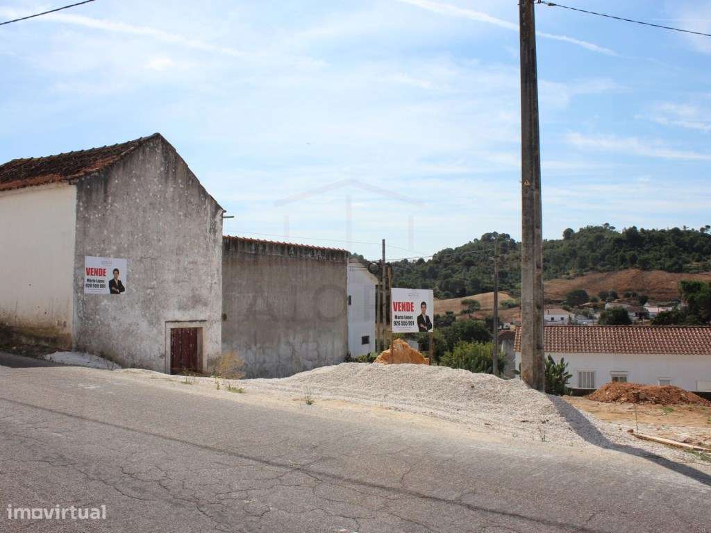 Lote para construção de moradia e armazém em Outeiro da Cortiçada-5