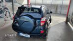 Toyota RAV4 2.2 D-CAT X Platinium - 6