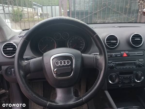 Audi A3 1.9 TDI DPF Ambition - 11