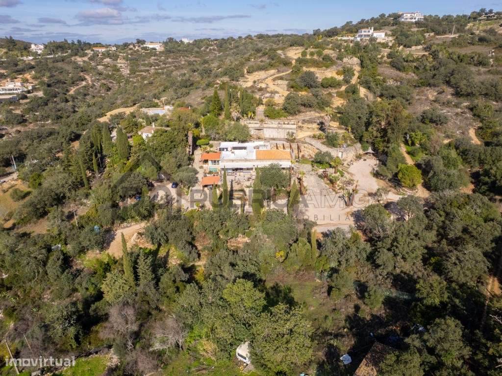 Propriedade Única em Zona Privilegiada com Vista Mar e Piscina - Loulé-55
