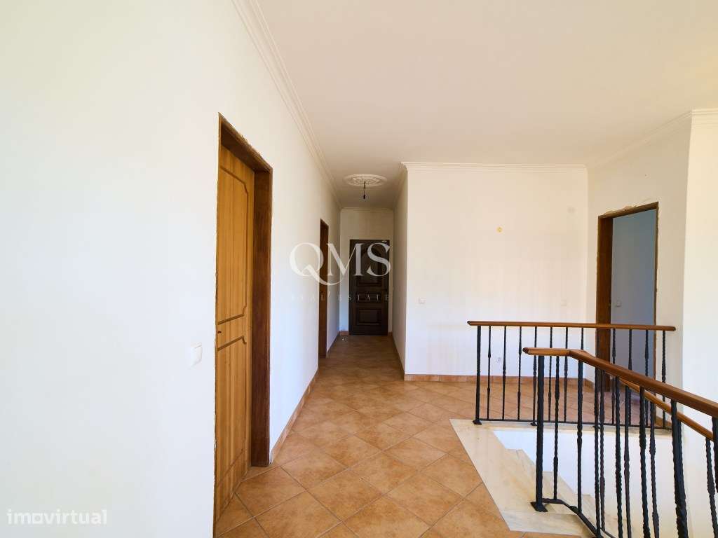 Um retiro intemporal no Algarve onde a elegância encontra a serenidade-10