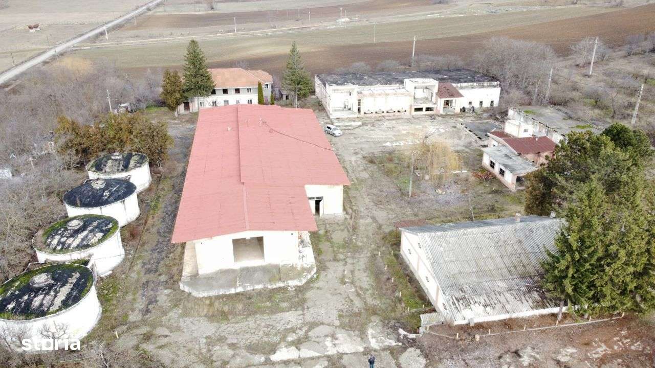 Teren 3 Hectare + Hale - Spatii Productie - Imagine principală: 2/15