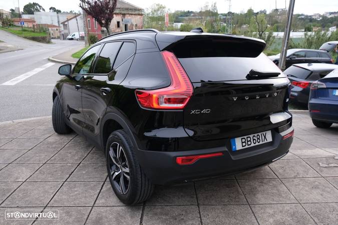 Volvo XC 40 1.5 T2 Plus Dark Auto - 7