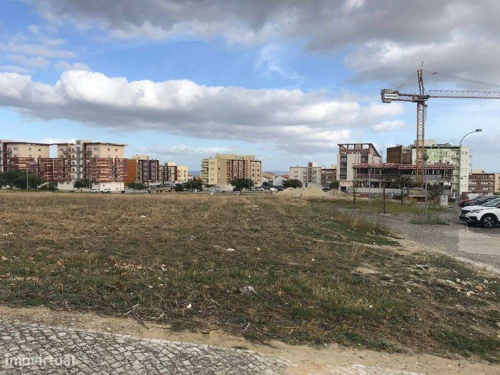 TRÊS LOTES TERRENO P/ CONSTRUÇÃO EM ALTURA NA MESMA URBANIZAÇÃO-VEN...-5