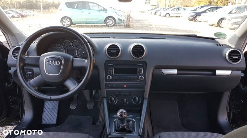 Audi A3 1.2 TFSI Sportback Ambiente - 15