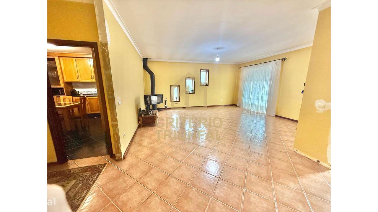 Moradia  T3 Cabeça Santa-Penafiel-10
