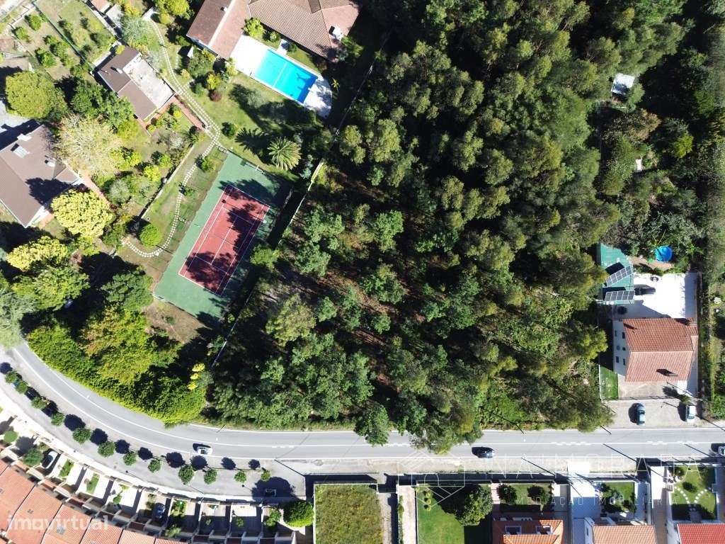 Terreno com cerca de 7700m2, bem localizado, no centro de Santa Mar...-6