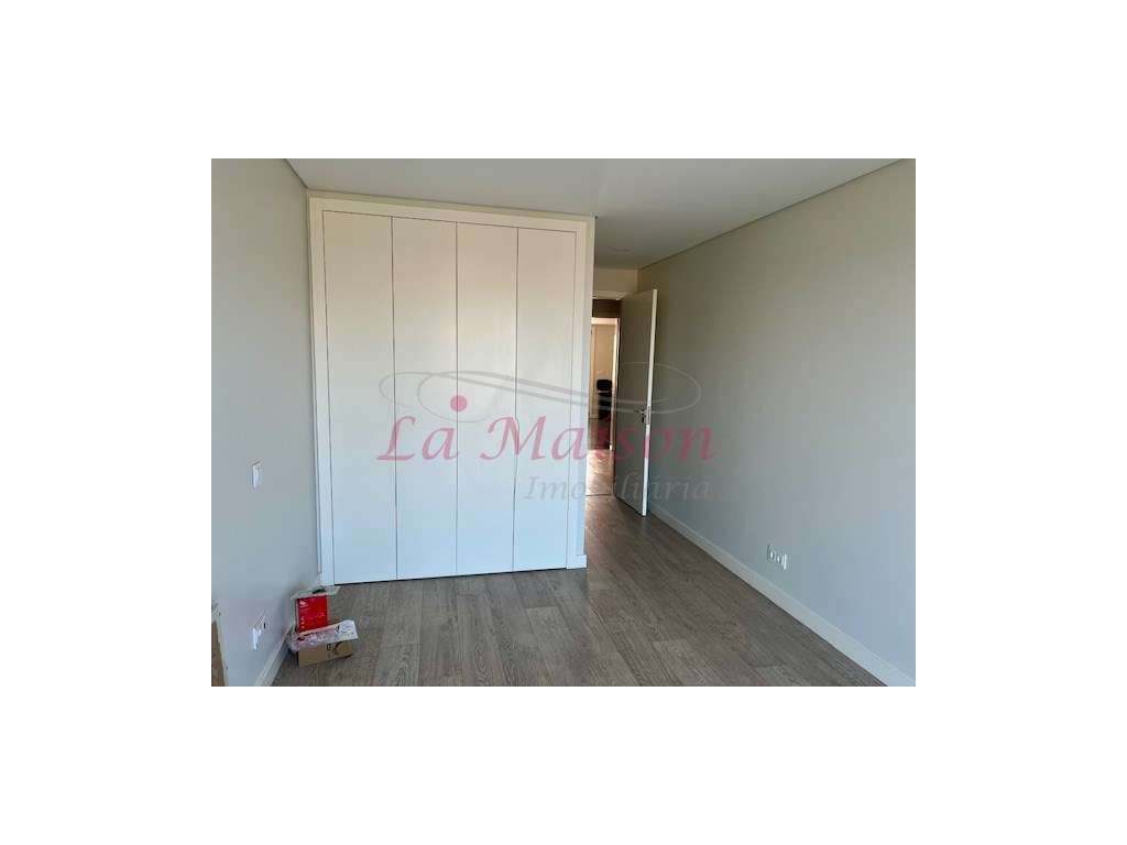 Apartamento T2 no Infantado-21