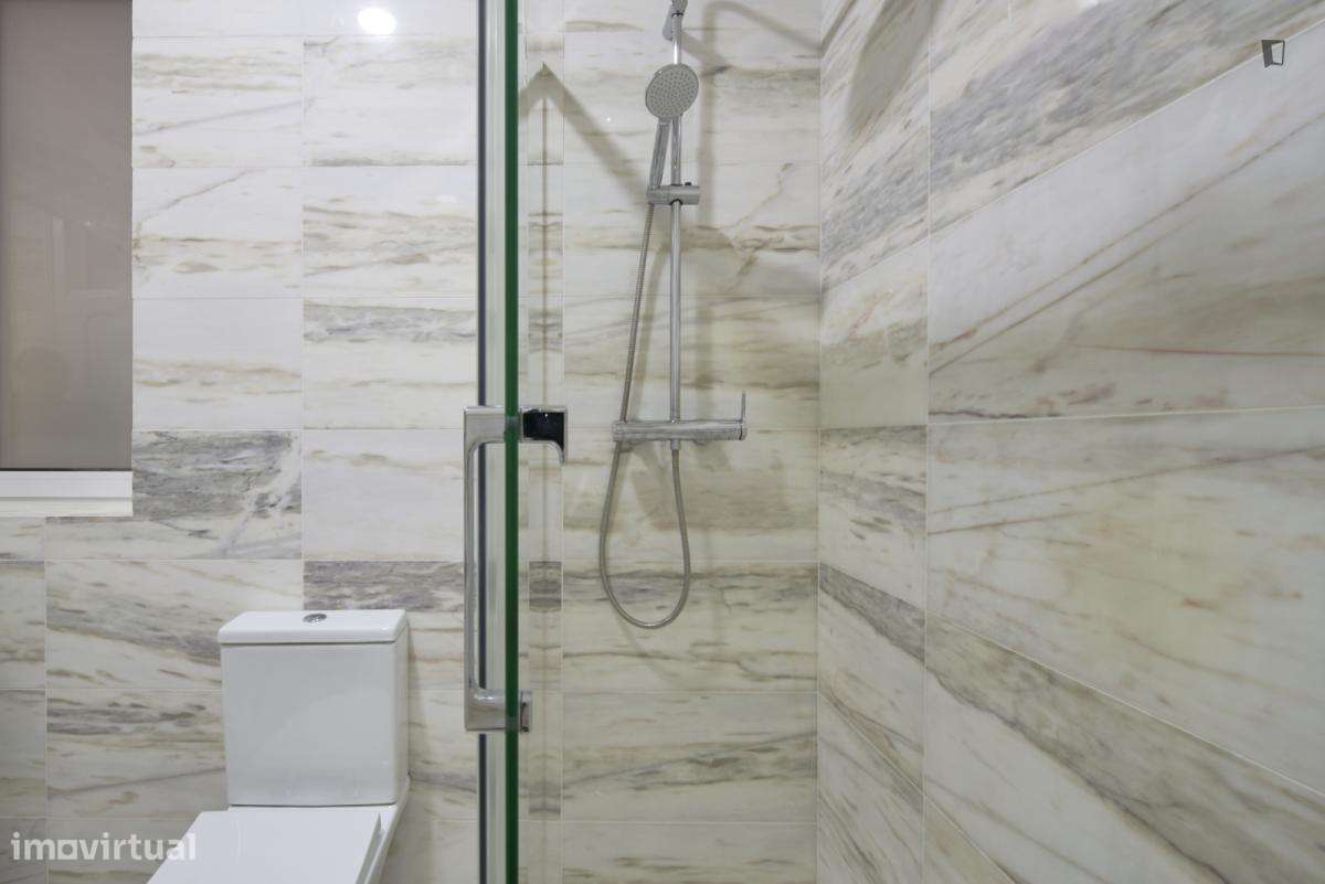 Quarto - localizado em Arroios Lisbon - Grande imagem: 3/30