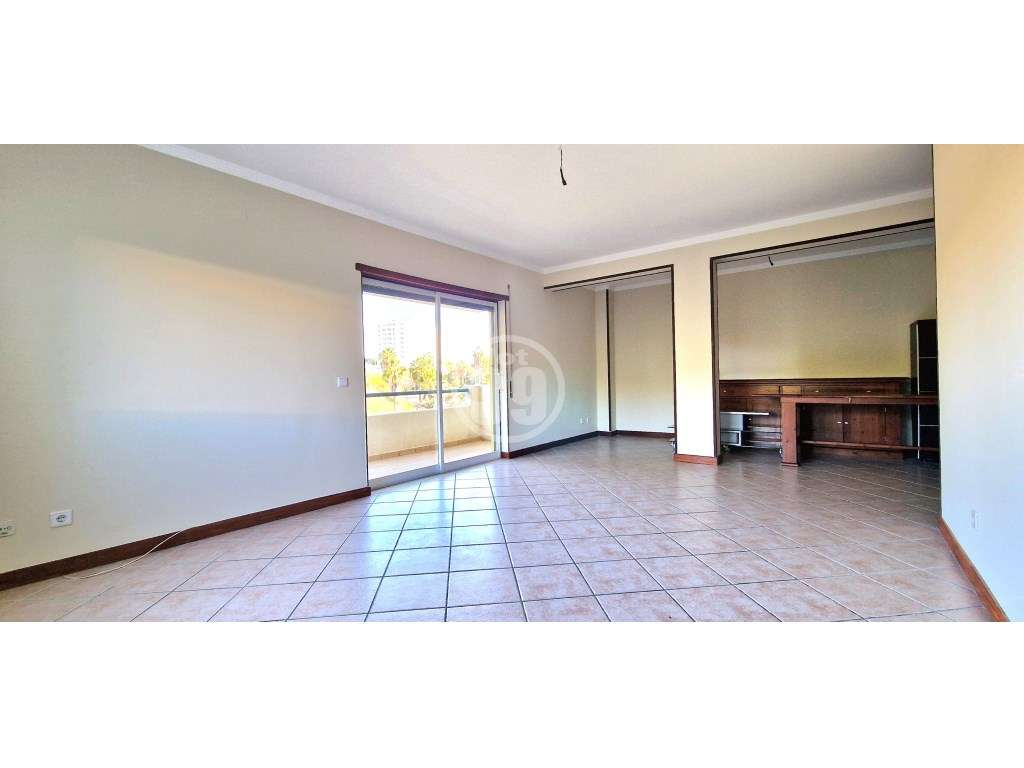 Apartamento com 2 quartos vendido em sistema de propostas múltiplas.-6