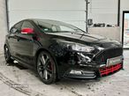 Ford Focus 2.0i ST-2 - 27