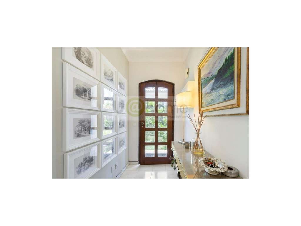 Moradia V4 geminada em Vilamoura perto da Marina-4