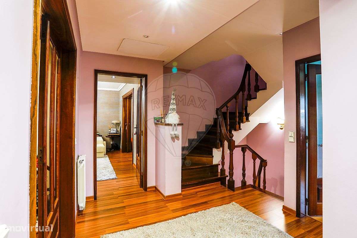 Moradia T4 para venda-17