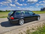 BMW Seria 3 330i - 7