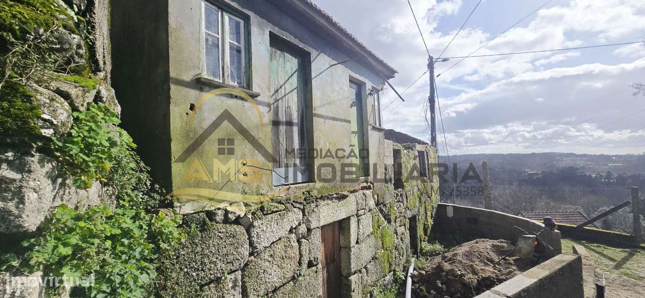 MORADIA PARA VENDA PARA RESTAURO-11