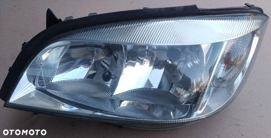 Opel Zafira A 1 I lampa przód przednia prawa lewa - 8