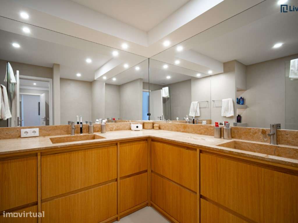 T4+1 de 200m² Renovado com 2 Suites-18