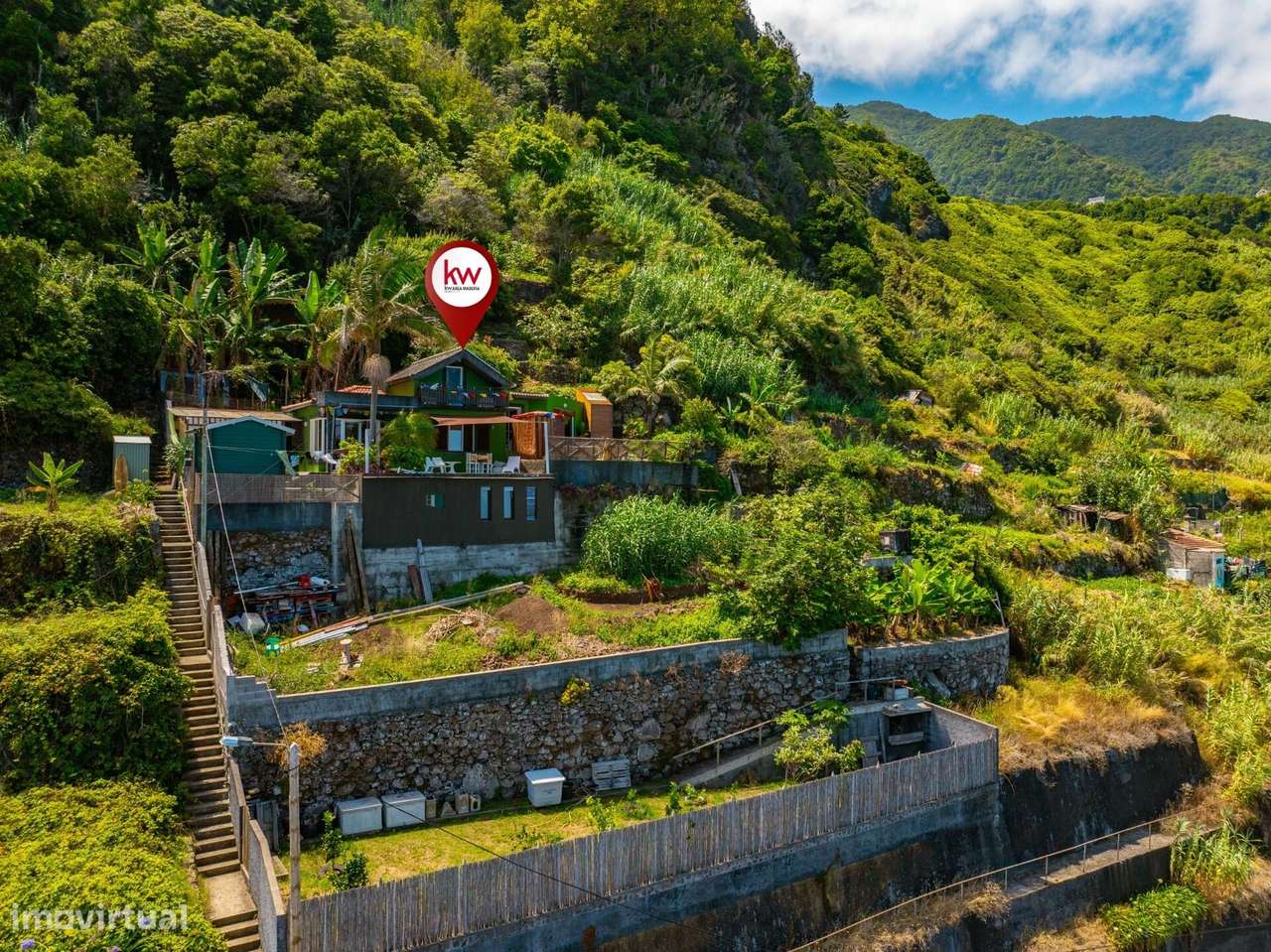Moradia de Retiro T2+1 com Vista Oceânica – Ponta Delgada, Madeira - Grande imagem: 2/38