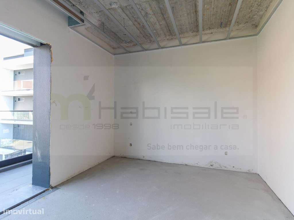 Apartamento T3 com garagem | Paradela, Santo António dos Cavaleiros-6