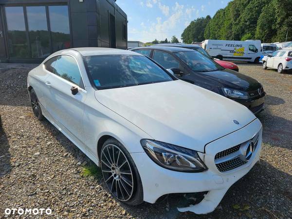 Mercedes-Benz Klasa C 220 d Coupe 9G-TRONIC Night Edition - 5