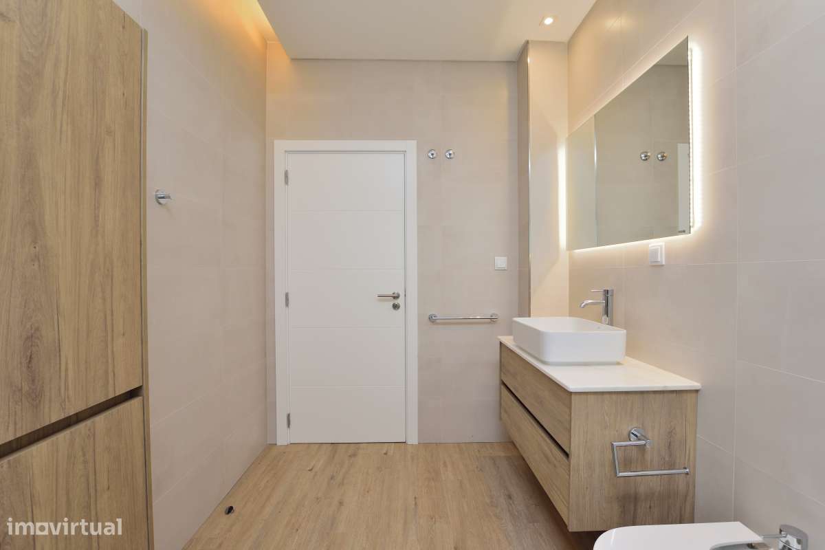 Moradia T4 c/ Certificação Energética A+ | Aveiras de Cima-41