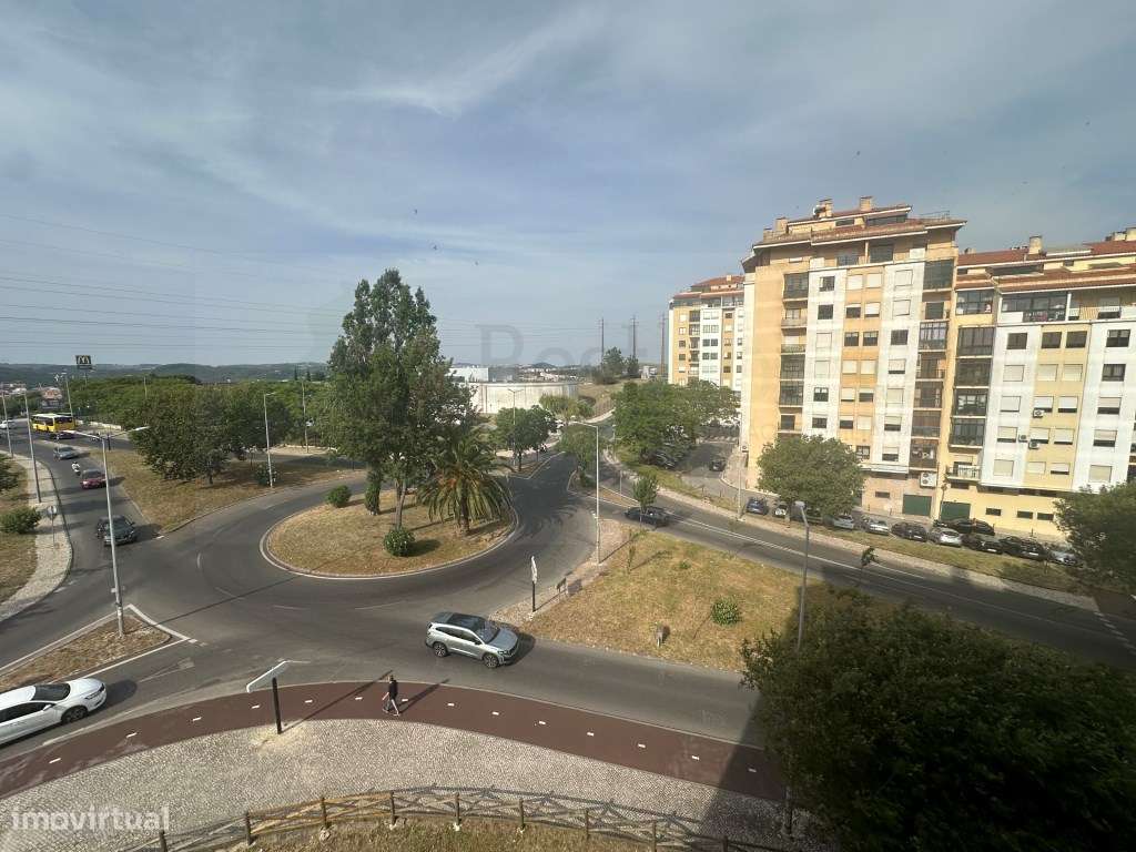 T3 Massamá Norte - totalmente remodelado-19