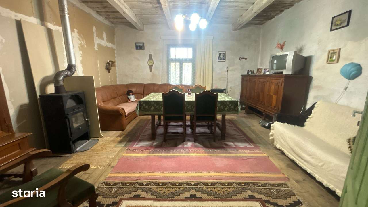 Casă 3 camere 100 M² cu 2360 M² teren - Imagine principală: 5/19