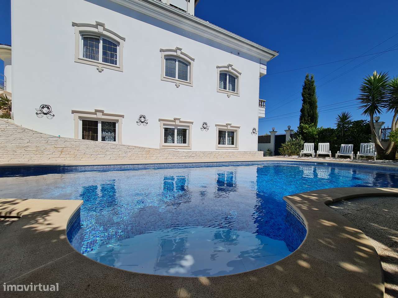 A Residência de Luxo 9 quartos, Clinica / Sede. - Grande imagem: 4/55