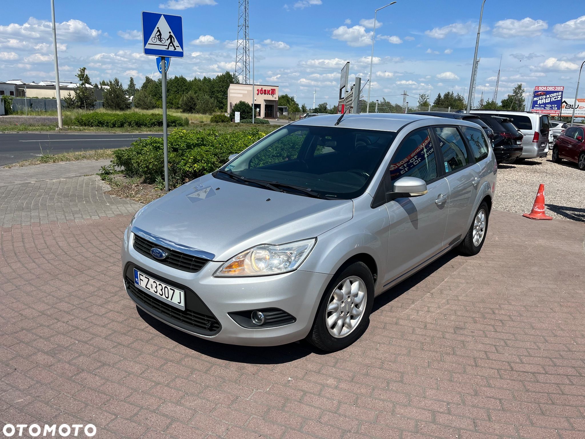 Ford Focus 1.6 16V Style+ - 1