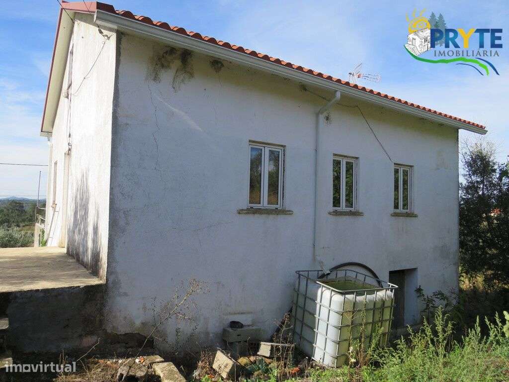 Moradia T3 situada em Outeiro da Lagoa, a apenas 5 minutos da Sertã-7