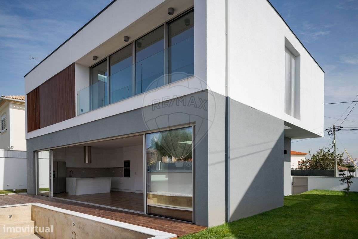 Moradia T4 para venda-6