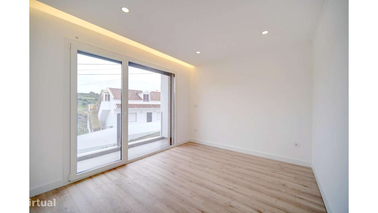 Moradia Isolada T4 na Murteira-21